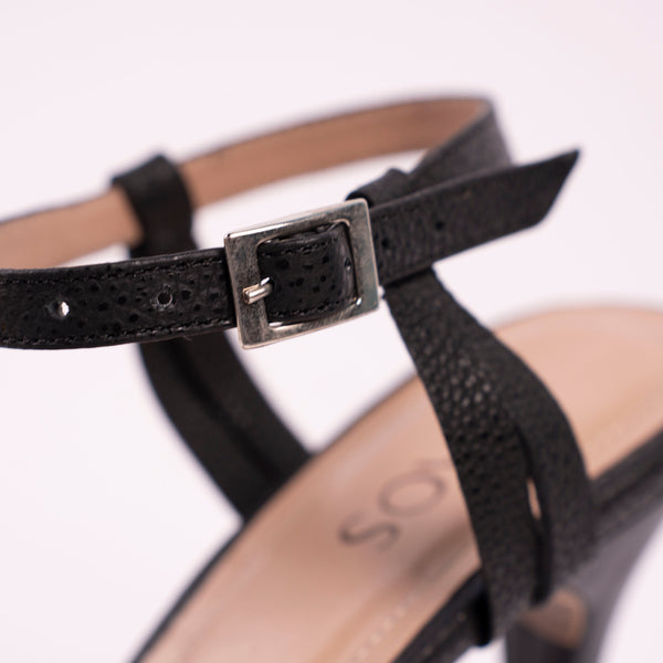 Tacones Encanto Negro