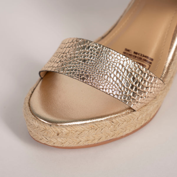 Plataforma Arlet Dorado