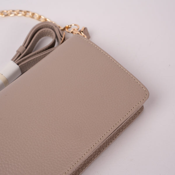 Bolso Sobre Cuero Taupe