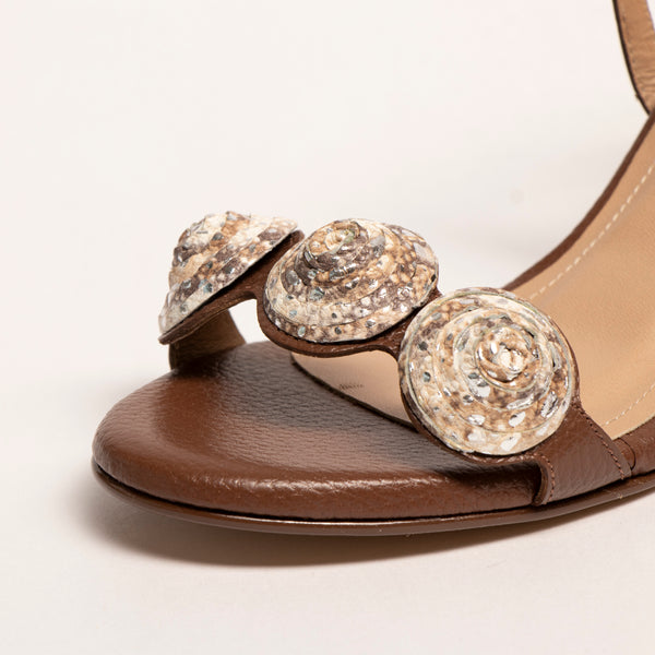 Tacones Adhara Marron