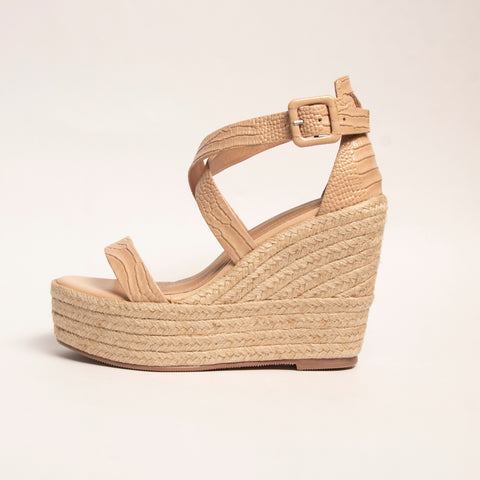 Plataforma Salma Charol Nude