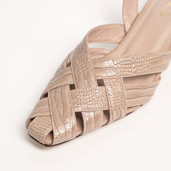 Tacones Stilettos Charol * Fosil Rino