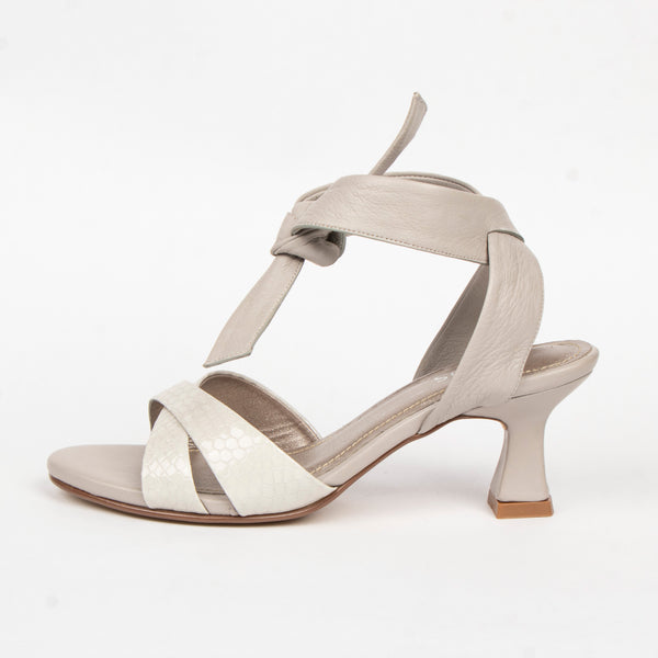 Tacones Pasión Grey* Gris